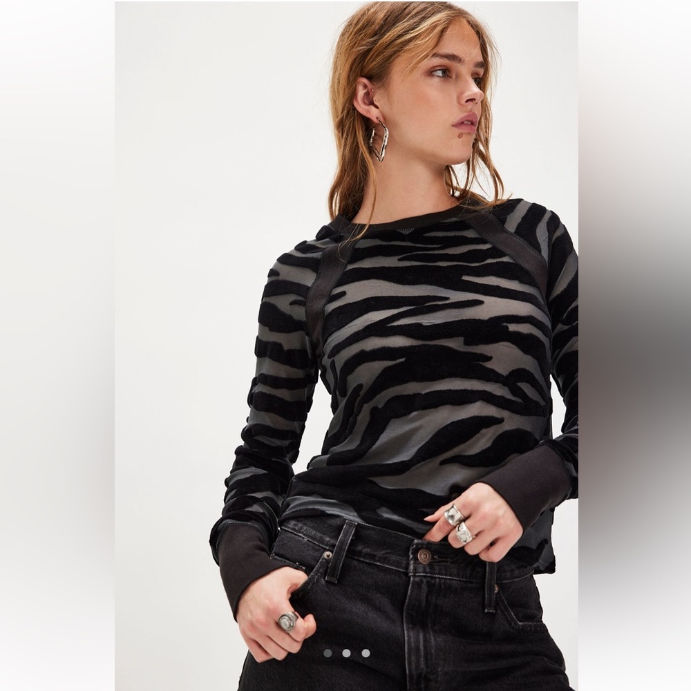 We The Free So Lush Layering Top - Size M